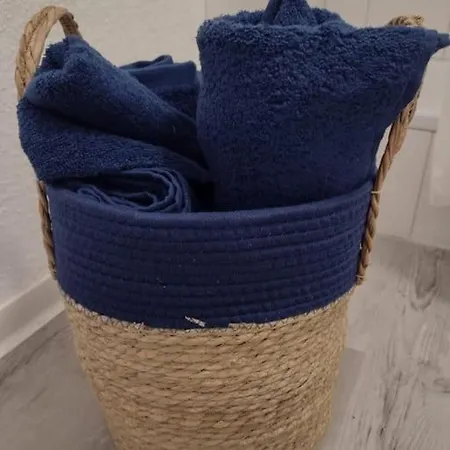 Apartman Schone In In Der Nahe Von Schonstatt Und Whu *
