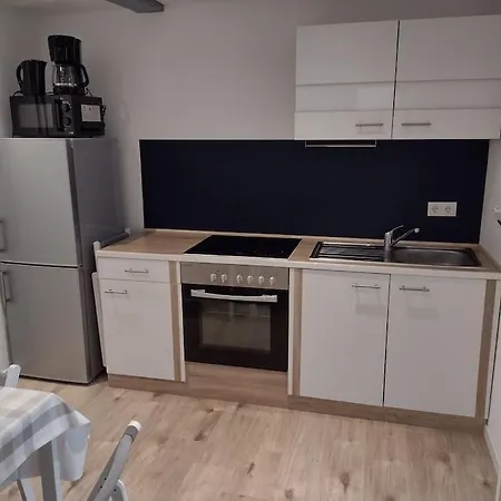 Schone In In Der Nahe Von Schonstatt Und Whu Apartman